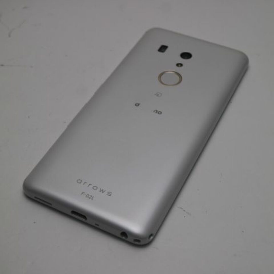 富士通(フジツウ)のF-02L arrows Be3 ホワイト  M555 スマホ/家電/カメラのスマートフォン/携帯電話(スマートフォン本体)の商品写真