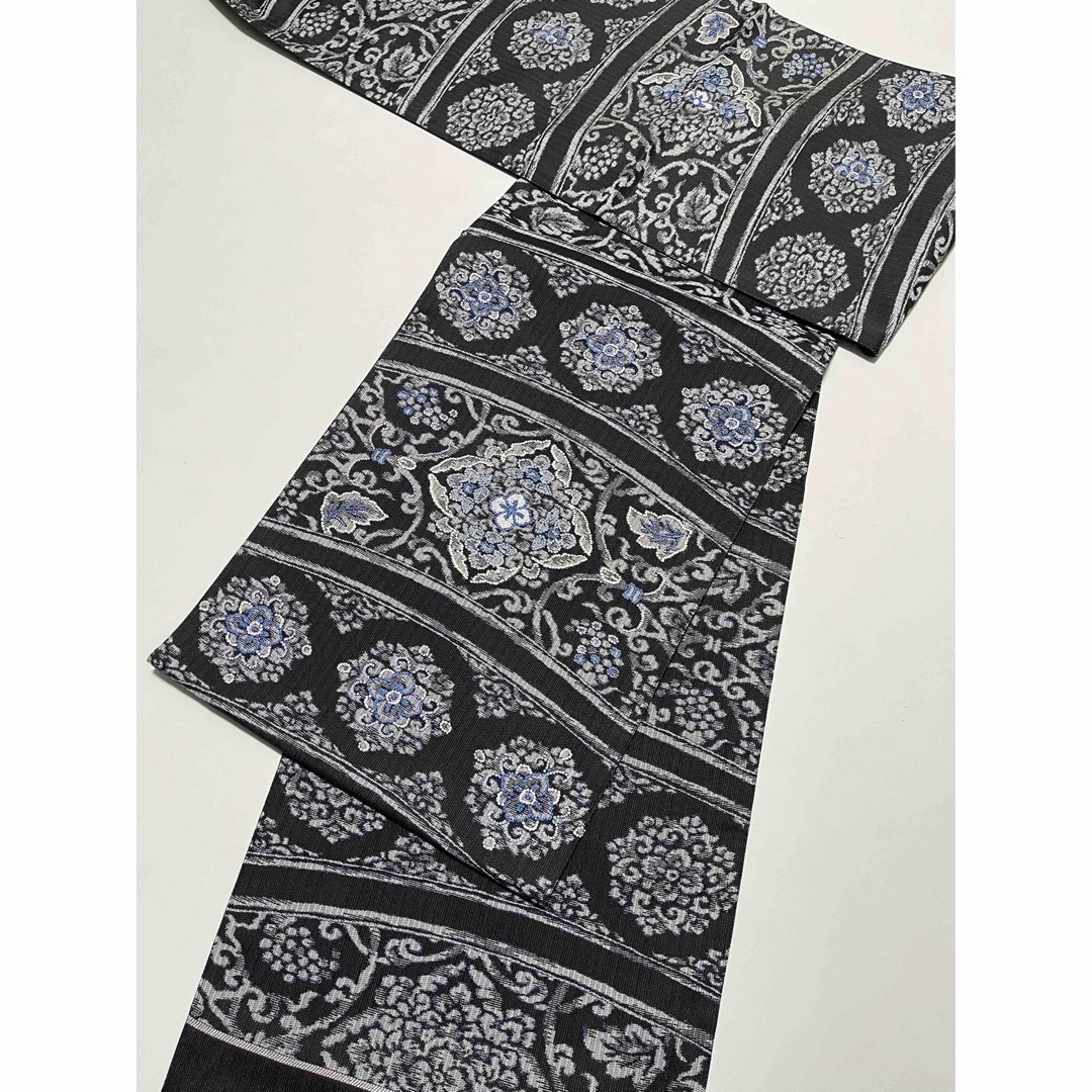 特選手刺繍袋帯【相良刺繍◇華文 葡萄唐草】炭黒 ブラックの通販 特選手刺繍袋帯【相良刺繍◇華文 葡萄唐草】炭黒 ブラックの通販
