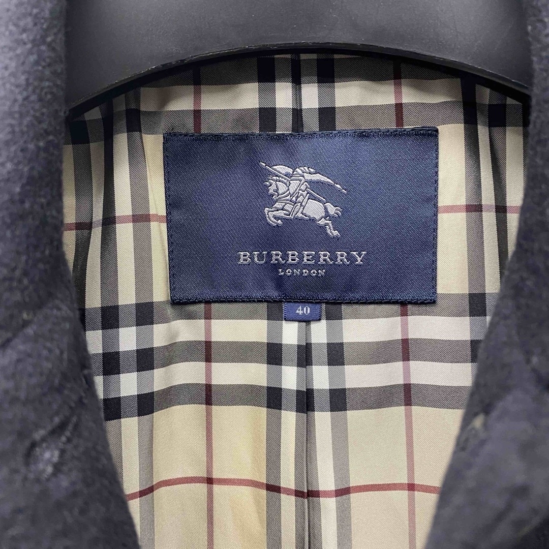 BURBERRY(バーバリー)のバーバリー　ピーコート　ブラック　#40  r701 メンズのジャケット/アウター(ピーコート)の商品写真
