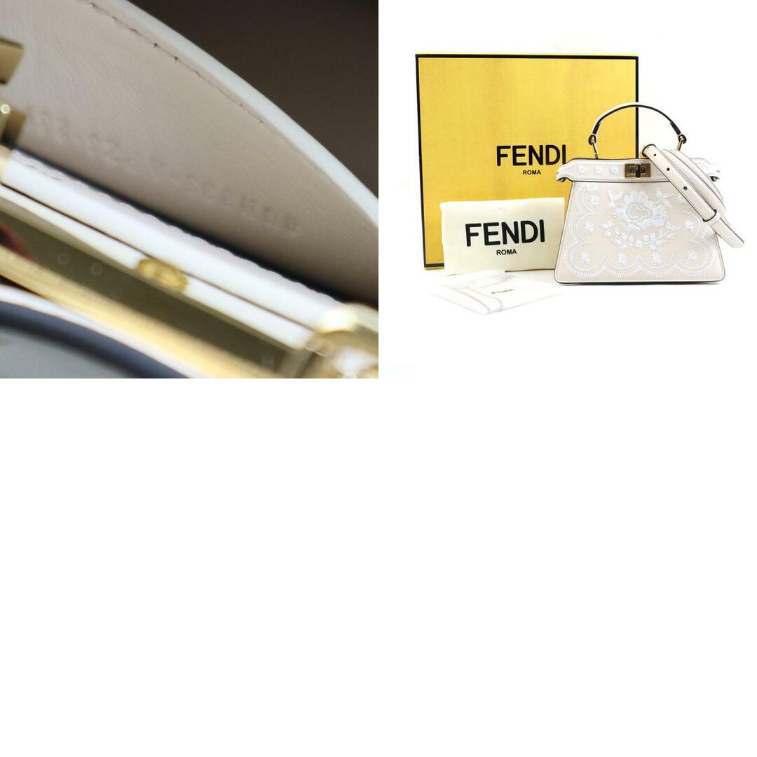 FENDI(フェンディ)のフェンディ FENDI ハンドバッグ 斜め掛けショルダーバッグ フローラル刺繡 ピーカブー IseeU プチ レザー ライトベージュ/ホワイト ゴールド レディース 8BN335APZ5 送料無料【中古】 e57461f レディースのバッグ(ハンドバッグ)の商品写真