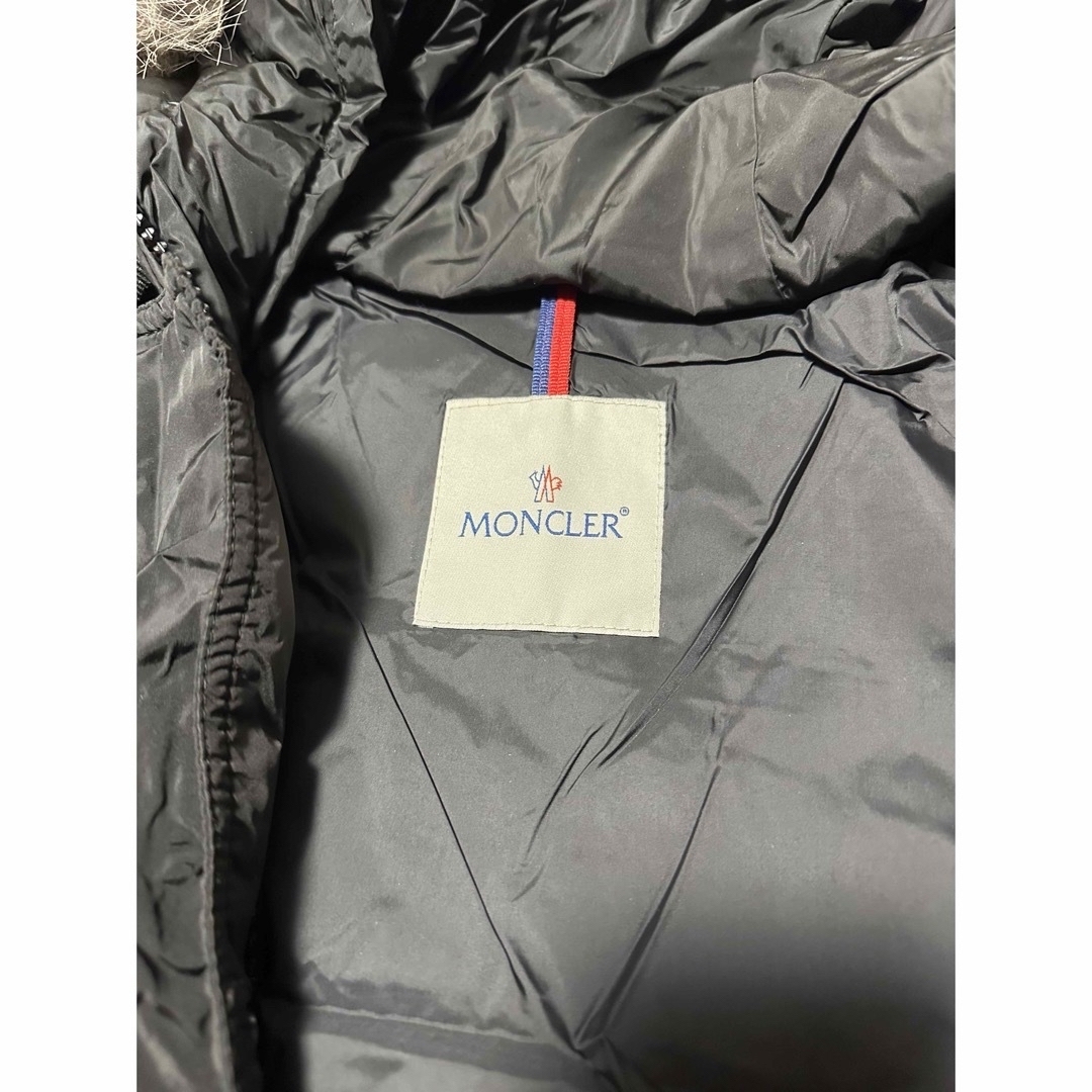 MONCLER(モンクレール)のモンクレール ダウン レディースのジャケット/アウター(ダウンジャケット)の商品写真