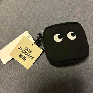 アニヤハインドマーチ(ANYA HINDMARCH)の新品タグ付き　ユニクロ×アニヤハインドマーチ　パッカブルバッグ　ブラック　黒(エコバッグ)