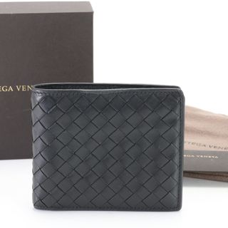 ボッテガヴェネタ(Bottega Veneta)の美品 ボッテガヴェネタ イントレチャート レザー 二つ折り 財布 コンパクト ウォレット 編み込み ブラック メンズ EET E1-8(折り財布)