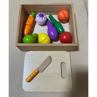 ハペ(Hape)の新鮮お野菜&果物　おままごと(知育玩具)