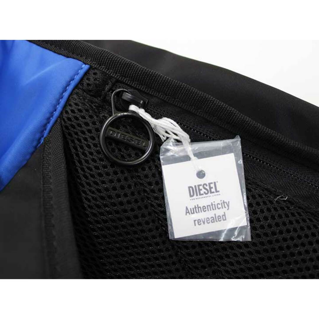 DIESEL(ディーゼル)の【新入荷!】新品 未使用品▽ディーゼル/DIESEL▽ボディバッグ/鞄 紺×黒 子供 キッズ kids 男の子 春夏秋冬 511132 キッズ/ベビー/マタニティのこども用バッグ(その他)の商品写真