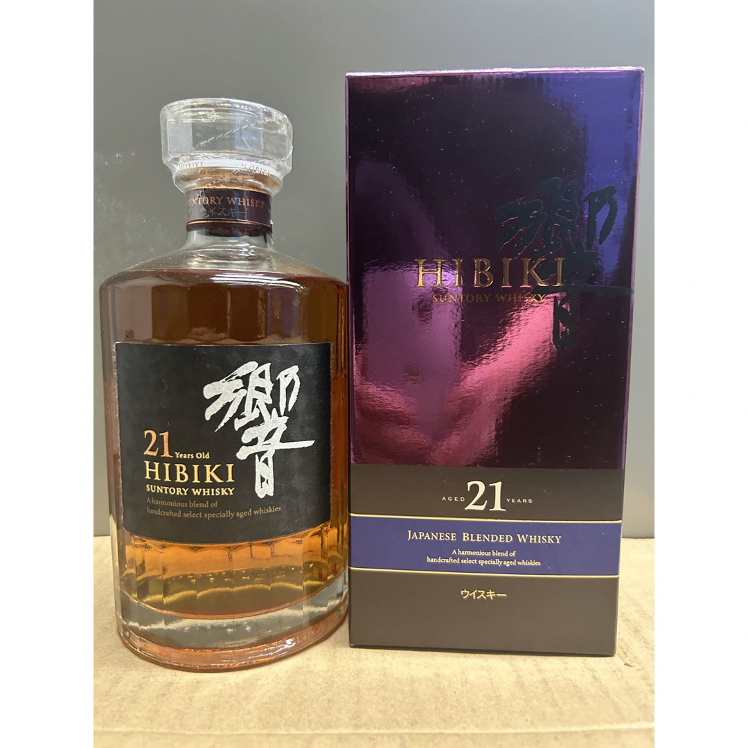 酒サントリー 響21年 HIBIKI 700ml 43％ 箱付 未開詮 古酒