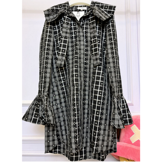 シャネル シャツ/ブラウス(レディース/長袖)の通販 300点以上 | CHANEL