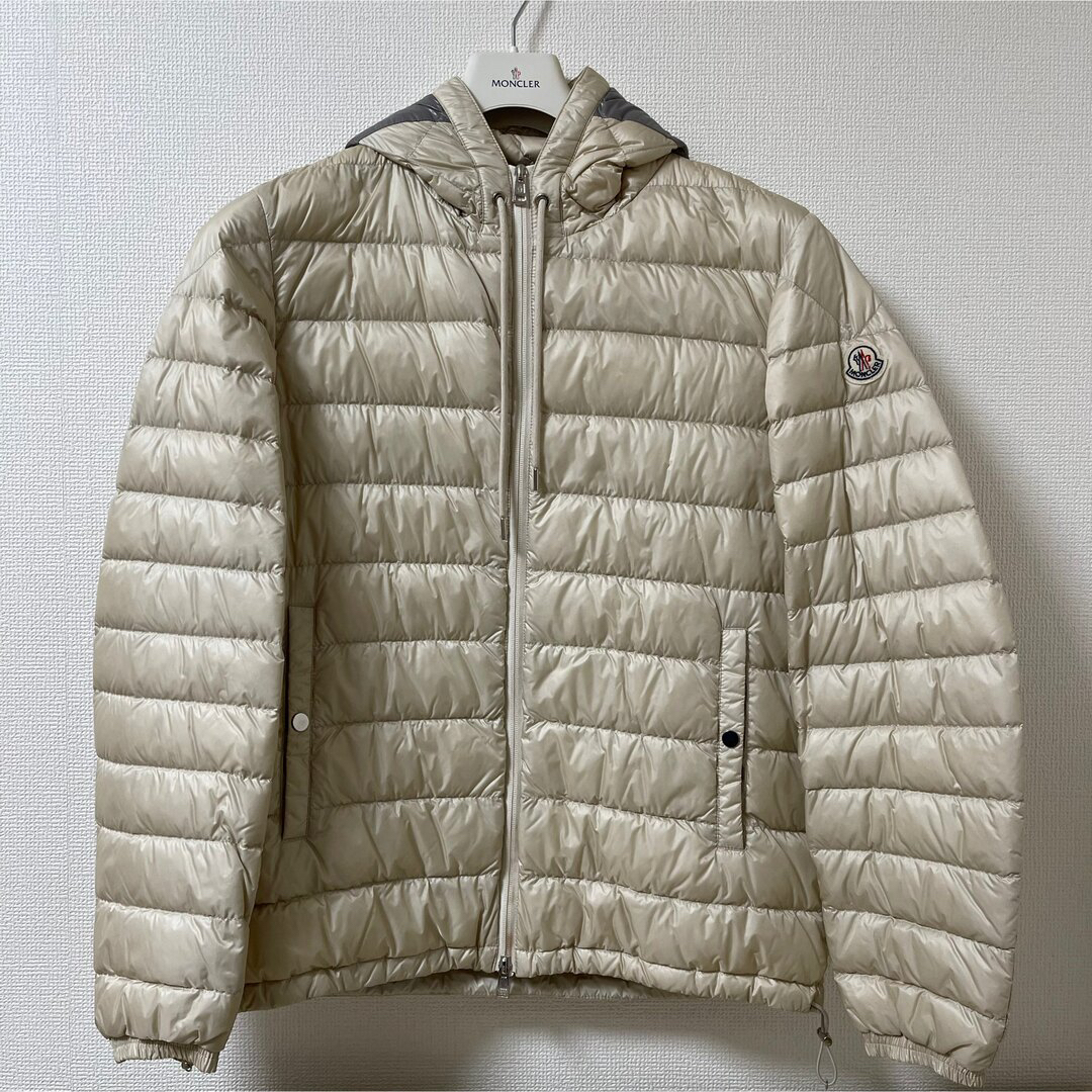 MONCLER(モンクレール)の『さっちゃん様専用』Monclerダウンジャケット メンズのジャケット/アウター(ダウンジャケット)の商品写真