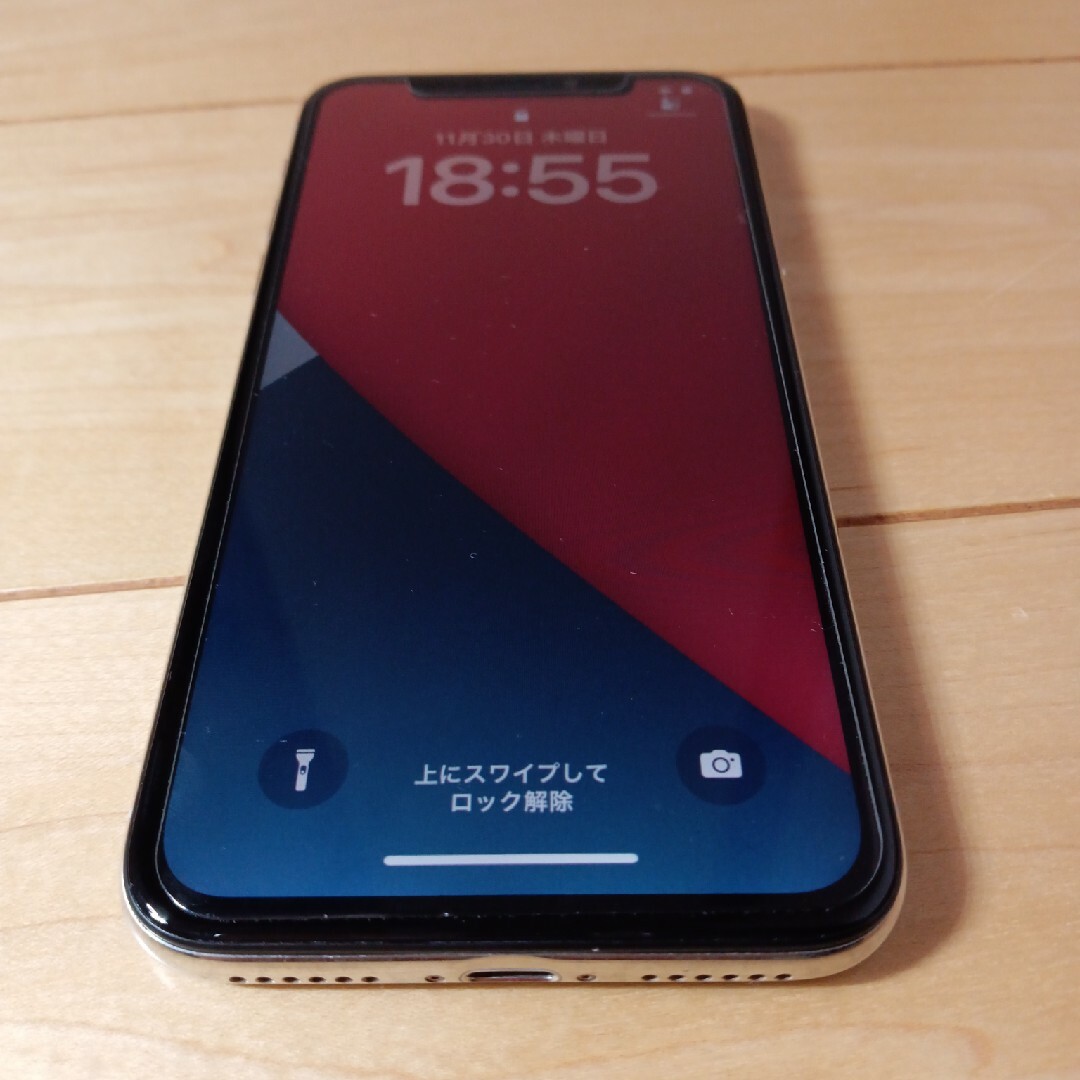 完全ジャンク iPhone X 256GB本体 イヤーパッド機能せず外装破損あり スマホ/家電/カメラのスマートフォン/携帯電話(スマートフォン本体)の商品写真