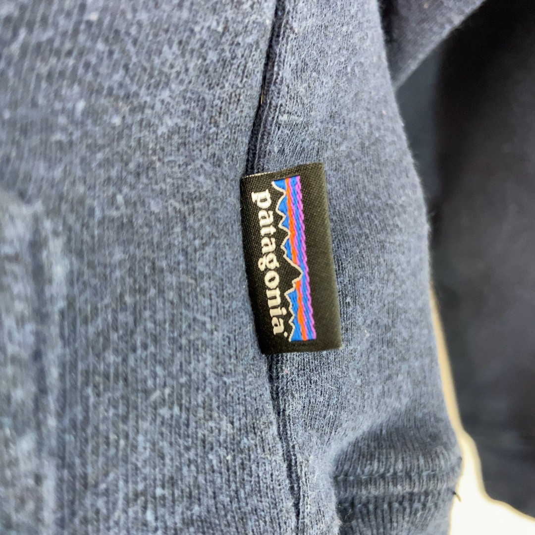 patagonia(パタゴニア)のpatagonia メンズ パタゴニア プリント 裏起毛 スウェット パーカー メンズのトップス(パーカー)の商品写真