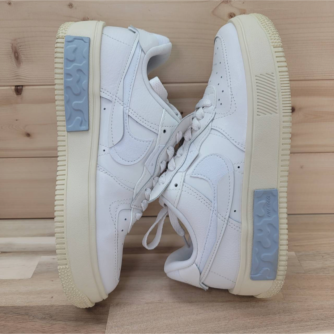 NIKE - ナイキ ウィメンズ エア フォース 1 フォンタンカ 白 NIKE - ナイキ ウィメンズ エア フォース 1 フォンタンカ 白