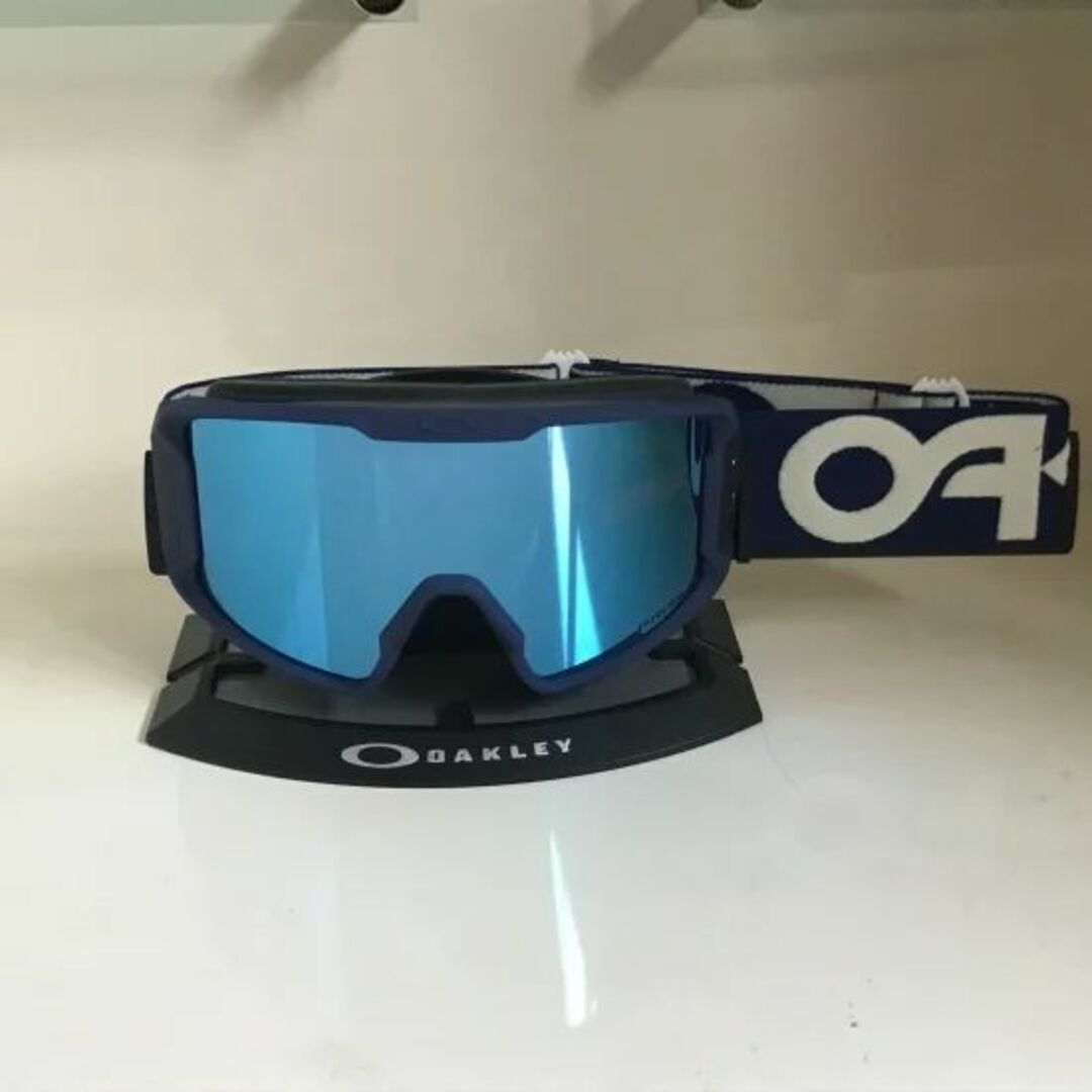 Oakley(オークリー)のOAKLEYオークリー【LINE MINER L】紺FP限定プリズム ケース付き スポーツ/アウトドアのスノーボード(アクセサリー)の商品写真