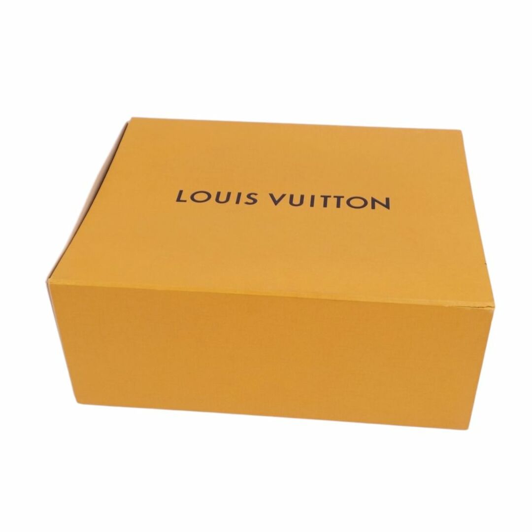 LOUIS VUITTON(ルイヴィトン)のルイヴィトン LOUIS VUITTON スニーカー LV トレイナー カーフレザー ロゴ シューズ 靴 メンズ イタリア製 8(26.5cm相当) ホワイト/ブラック メンズの靴/シューズ(スニーカー)の商品写真