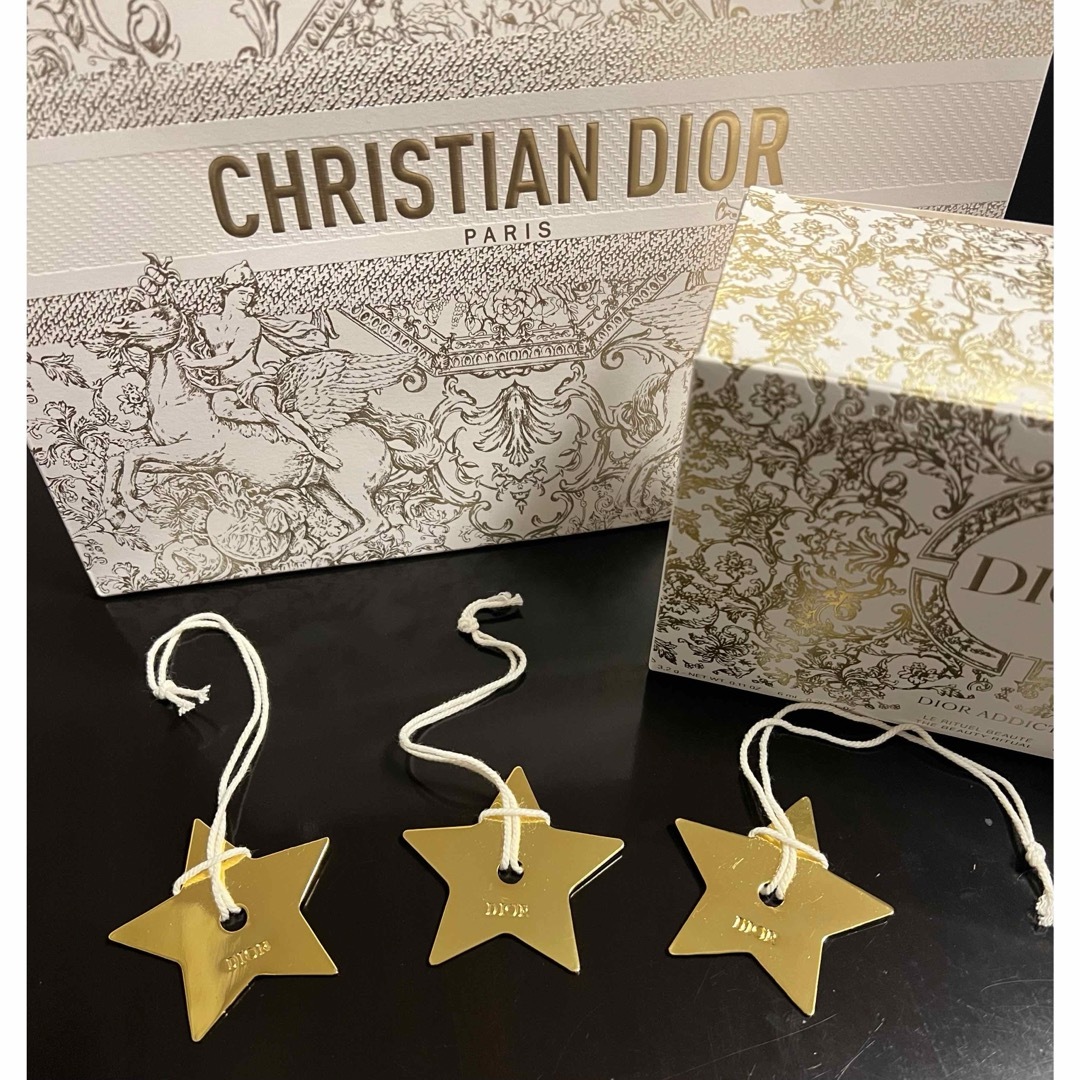 Dior(ディオール)のDior ディオール チャーム 3個セット ノベルティ 星 レディースのアクセサリー(チャーム)の商品写真