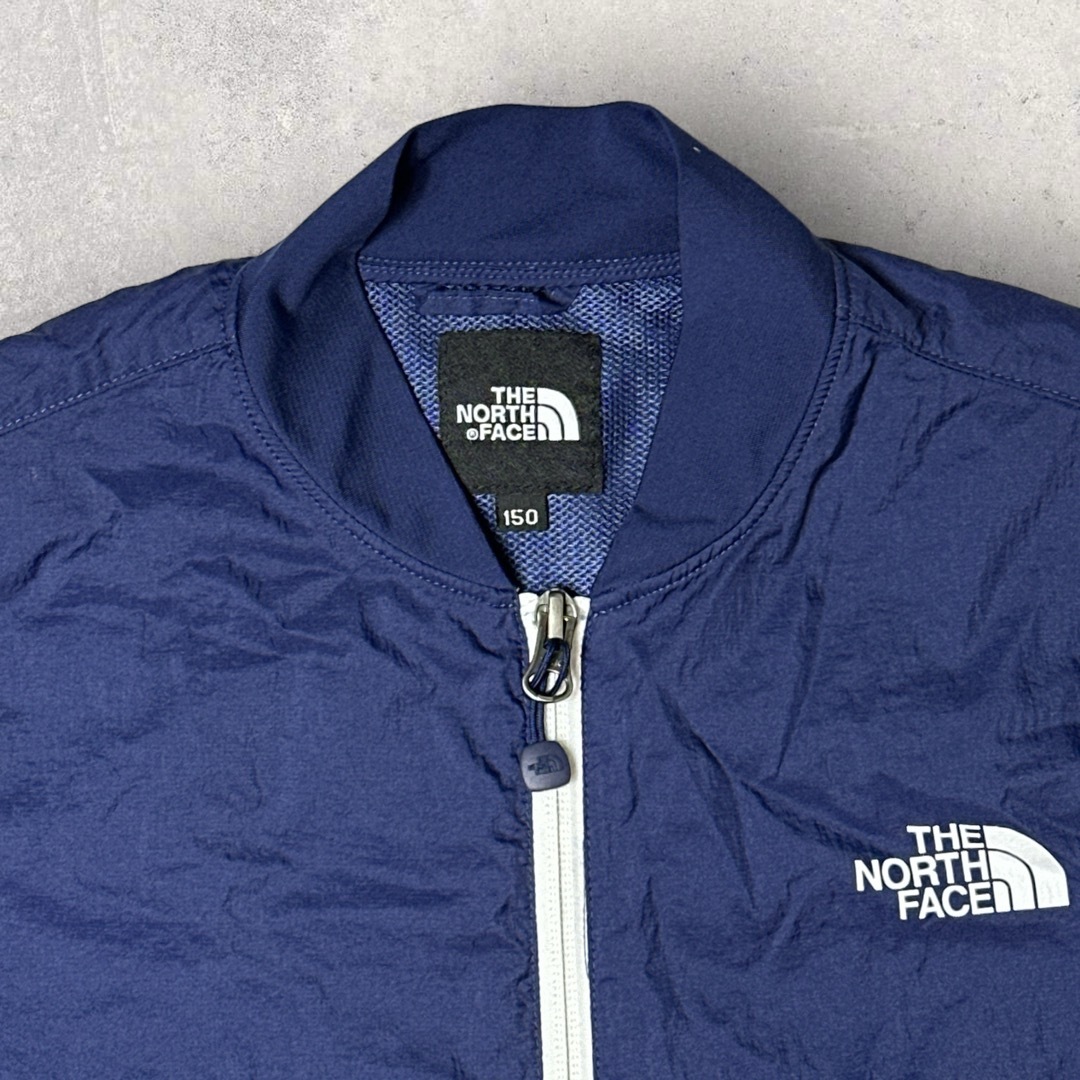 THE NORTH FACE(ザノースフェイス)のノースフェイス　マウンテンジャケット　キッズ　150 ブルー キッズ/ベビー/マタニティのキッズ服女の子用(90cm~)(ジャケット/上着)の商品写真