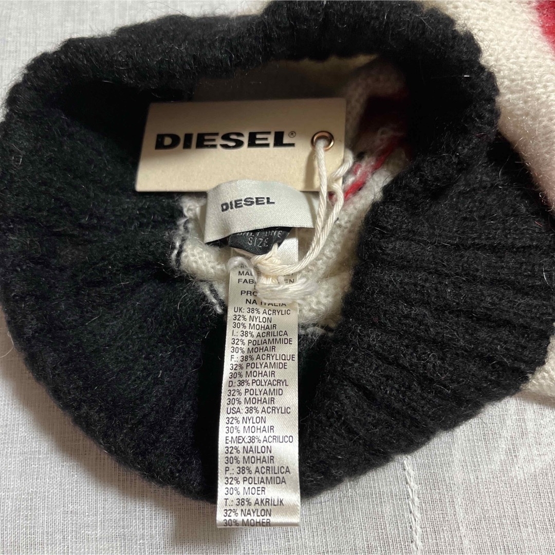 DIESEL(ディーゼル)の【新品・ラッピング袋付き】ディーゼル　ニット帽 レディースの帽子(ニット帽/ビーニー)の商品写真