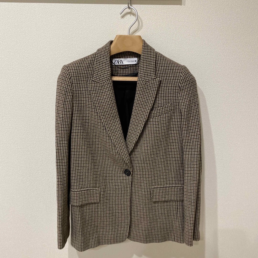 ZARA(ザラ)の【ZARA】エルボーパッチ　ウールブレンドブレザー　ジャケット レディースのジャケット/アウター(テーラードジャケット)の商品写真