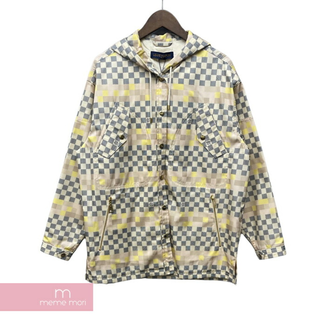 LOUIS VUITTON(ルイヴィトン)のLOUIS VUITTON 2022SS Damier Pattern Parka Jacket 1AA82W ルイヴィトン ダミエパターンパーカージャケット ナイロンブルゾン ピクセルダミエ 総柄ロゴ メタルロゴボタン ベージュ サイズ38【231126】【新古品】【me04】 メンズのジャケット/アウター(その他)の商品写真