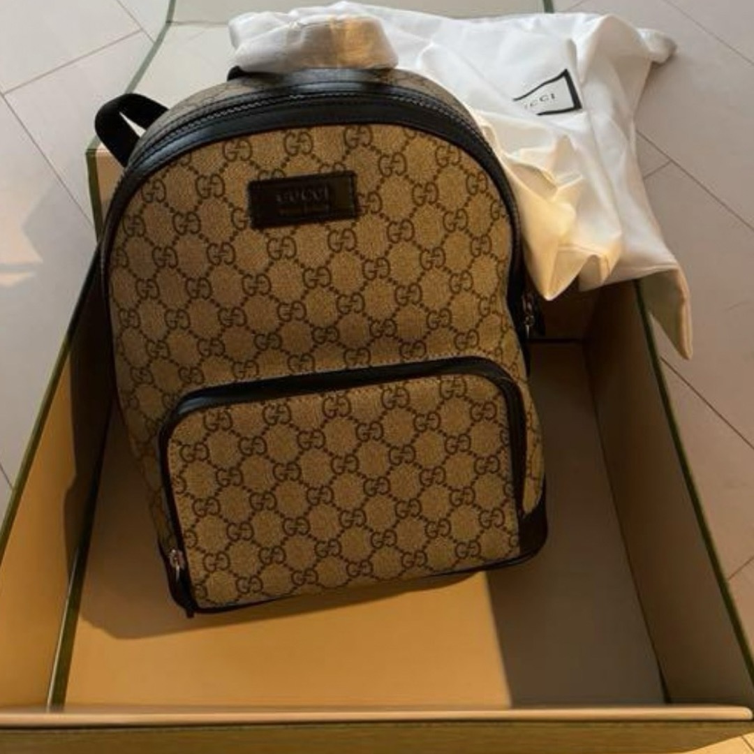Gucci(グッチ)のグッチ GGスプリーム キャンバス スモール バッグパック   【未使用品】 レディースのバッグ(リュック/バックパック)の商品写真