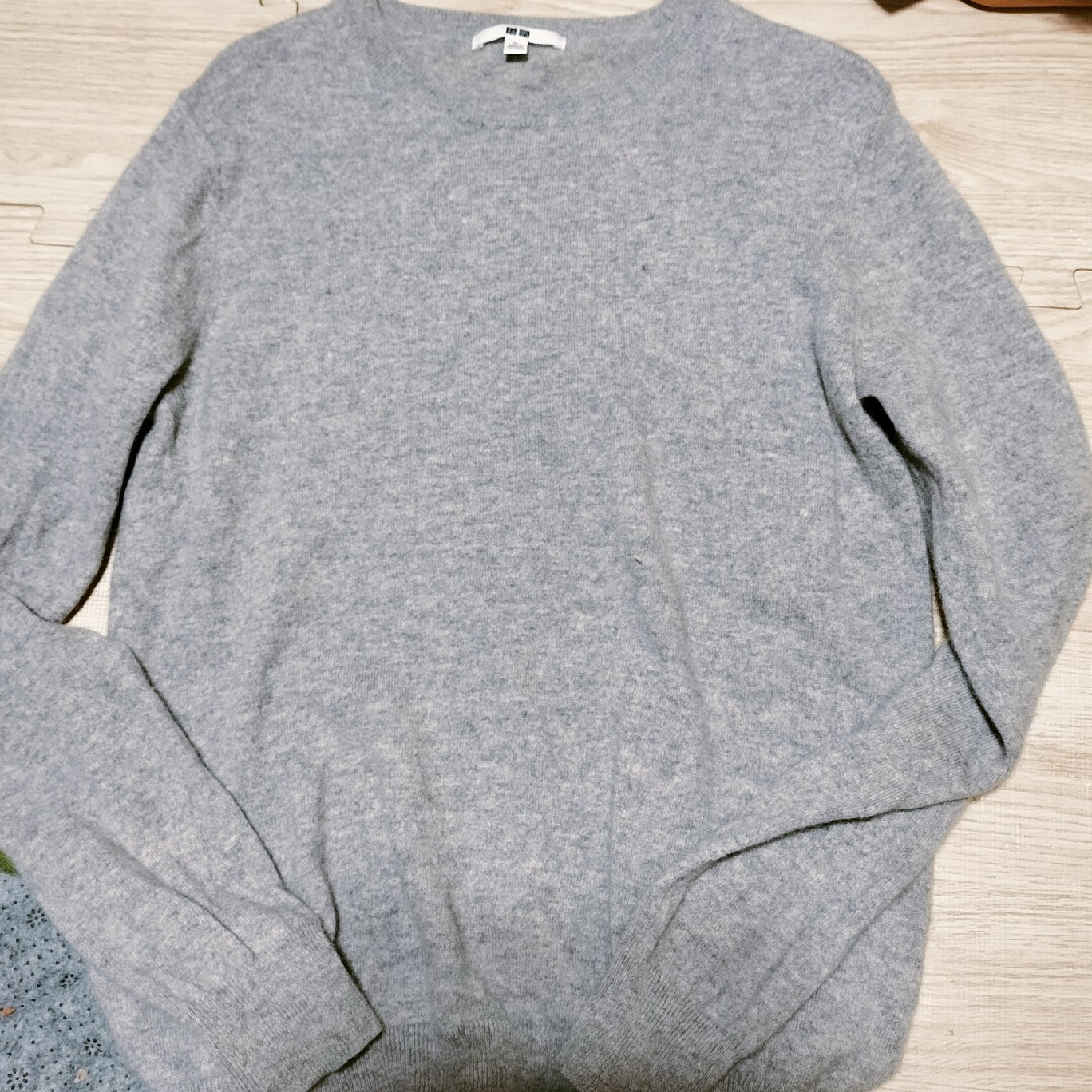 UNIQLO(ユニクロ)のユニクロ　カシミヤセーター　グレー レディースのトップス(ニット/セーター)の商品写真