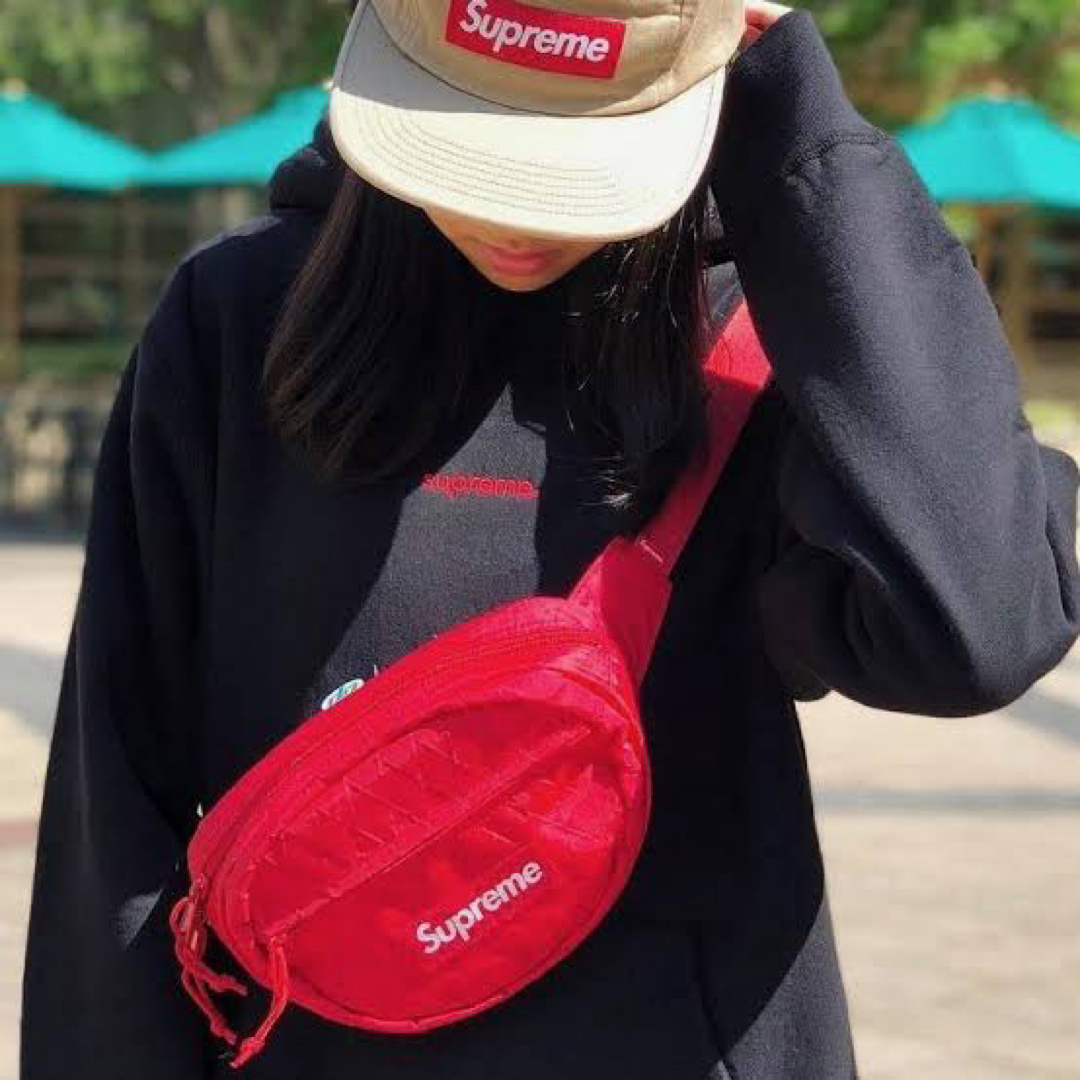 ウエストポーチsupreme ウエストバッグ　新品