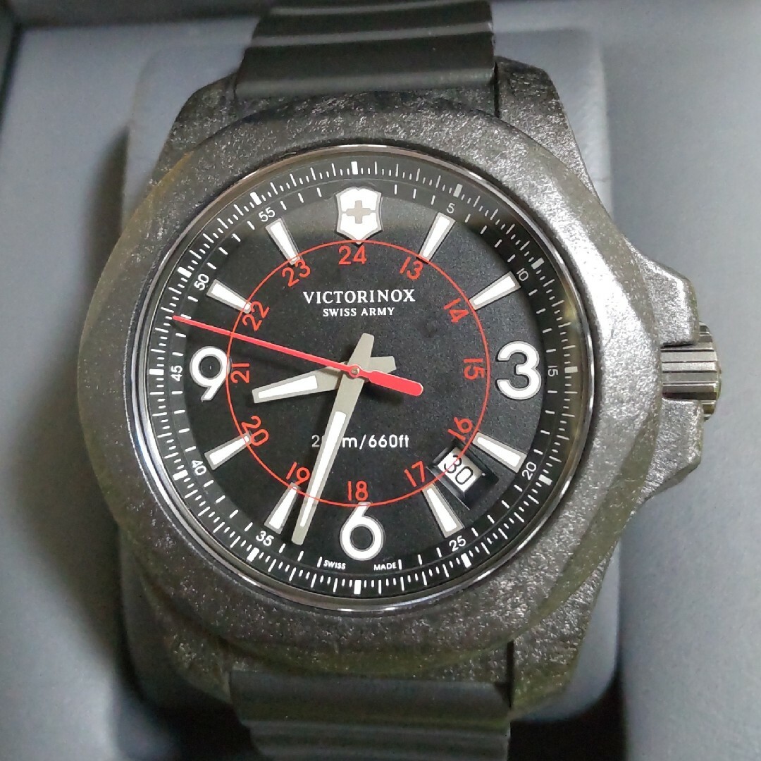 時計VICTORINOX I.N.O.X. ビクトリノックス イノックス カーボン