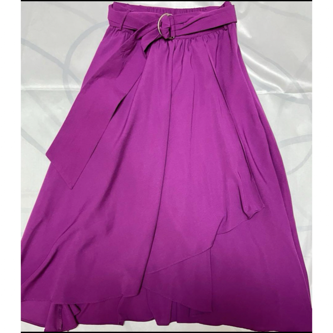 archives(アルシーヴ)のarchives鮮やかパープルフレアスカート レディースのスカート(ロングスカート)の商品写真