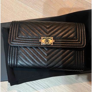 シャネル(CHANEL)のCHANEL 三つ折り財布（Vステッチ）レア！お値下げ(財布)