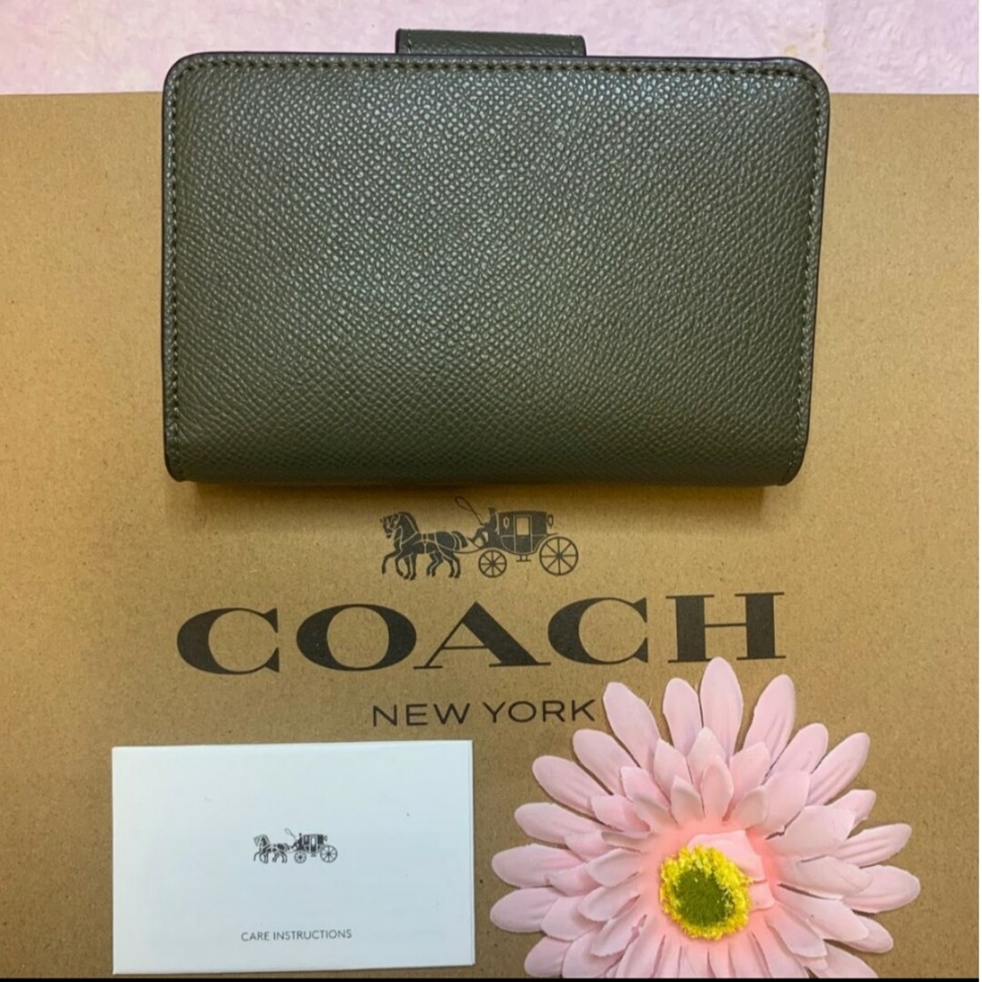 新品　COACH 長財布　二つ折り財布　ブラック ワンポイント　小銭入れ有