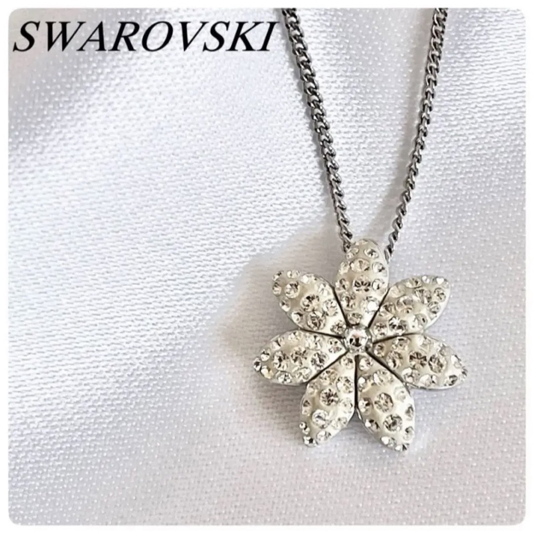 SWAROVSKI(スワロフスキー)の未使用品✨SWAROVSKI Liddy ネックレス 花 ポインティアージュ レディースのアクセサリー(ネックレス)の商品写真