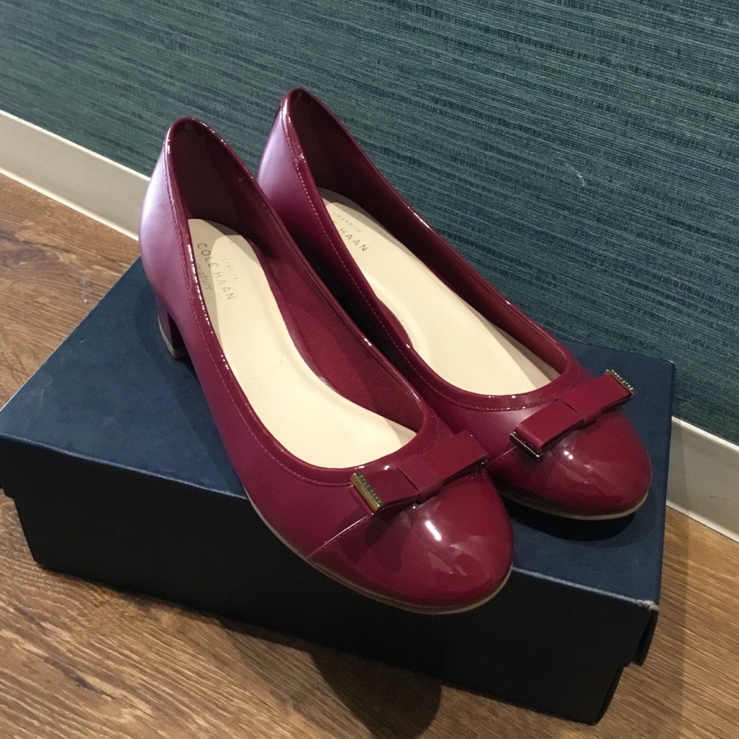 ☆新品未使用☆箱付き　COLE HAAN パンプス　赤　リボン　24.5センチ | フリマアプリ ラクマ