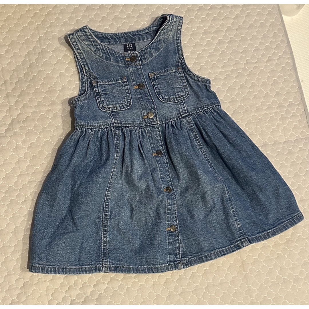 babyGAP(ベビーギャップ)の【SALE】GAPベビー　デニムワンピース キッズ/ベビー/マタニティのキッズ服女の子用(90cm~)(ワンピース)の商品写真