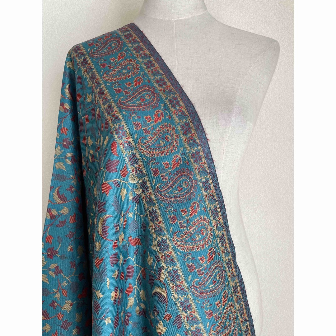 インド製　ウール　ジャカード織　大判ショール　ターコイズ レディースのファッション小物(マフラー/ショール)の商品写真