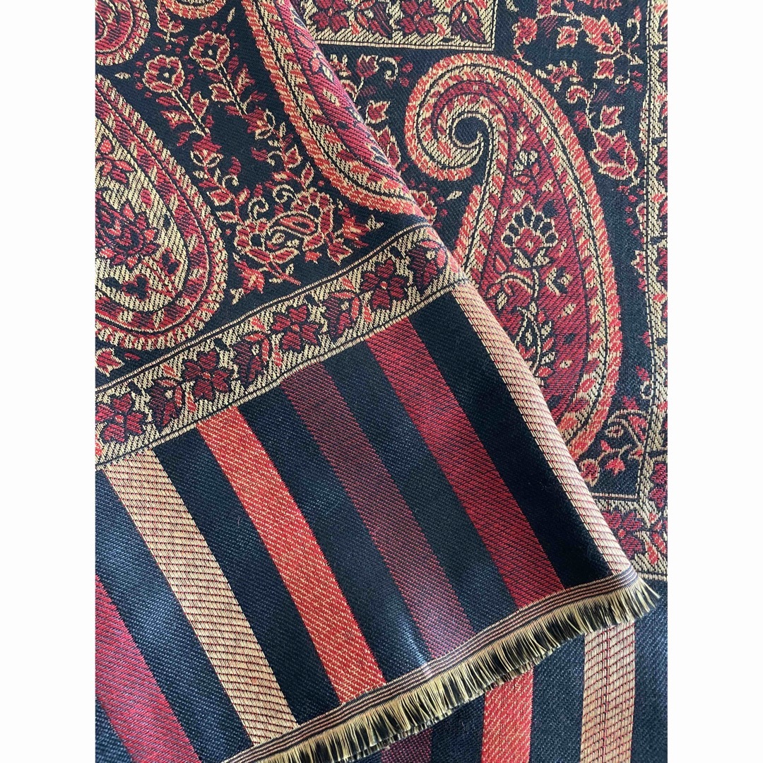 インド製　ウール　ジャカード織　大判ショール　ブラック レディースのファッション小物(マフラー/ショール)の商品写真