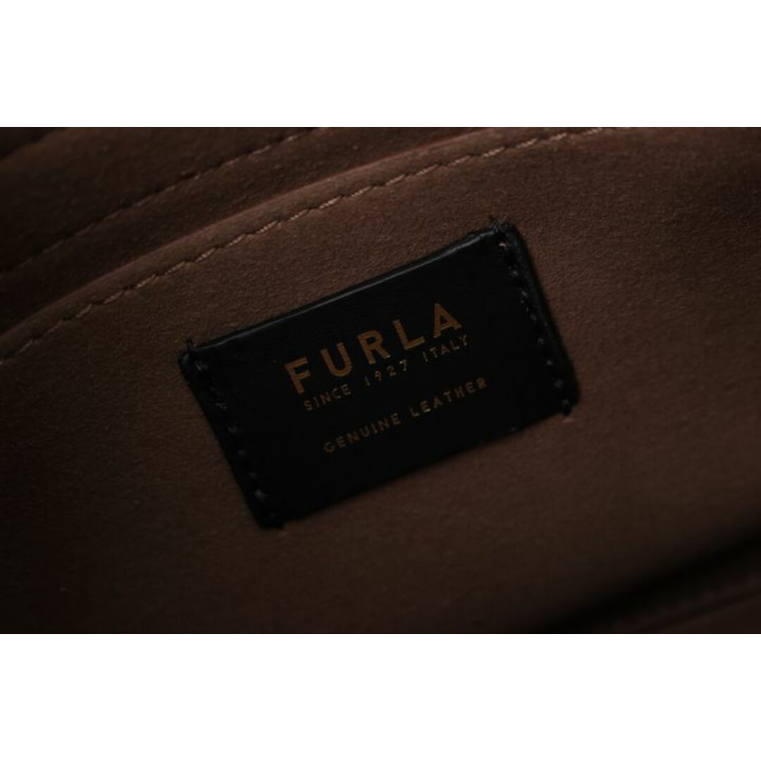Furla(フルラ)のフルラ ショルダーバッグ 未使用 1045008 FRAGO ハンドバッグ クロスボディ 2way 本革 レザー 鞄 レディース レッド Furla レディースのバッグ(ショルダーバッグ)の商品写真