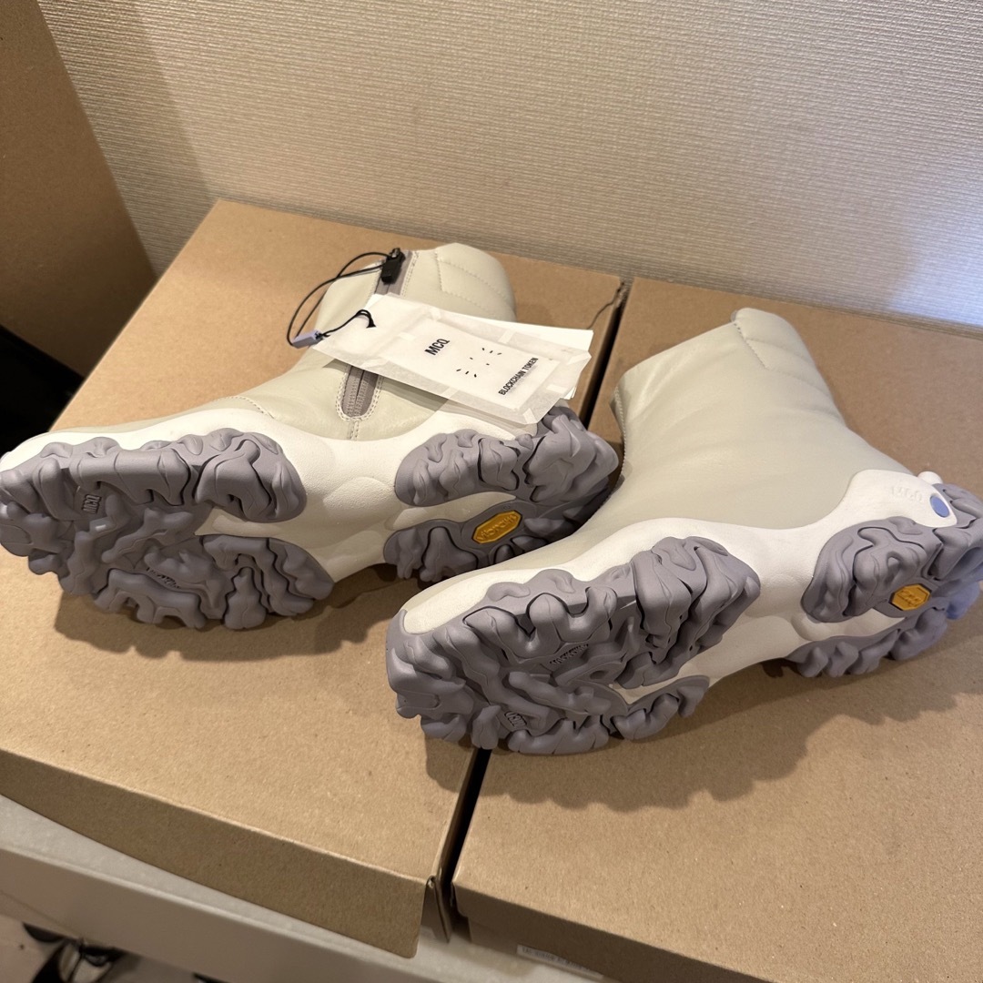 Alexander McQueen(アレキサンダーマックイーン)のEU39 McQ Alexander McQueen レザースニーカー　グレー レディースの靴/シューズ(スニーカー)の商品写真