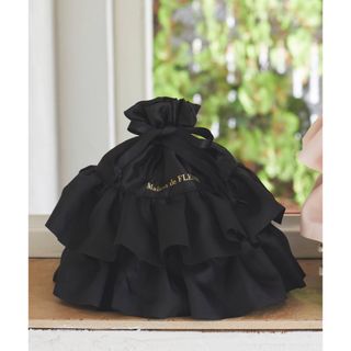 メゾンドフルール(Maison de FLEUR)の＊なみ様専用＊新品未使用　フリル巾着　ブラック(ポーチ)