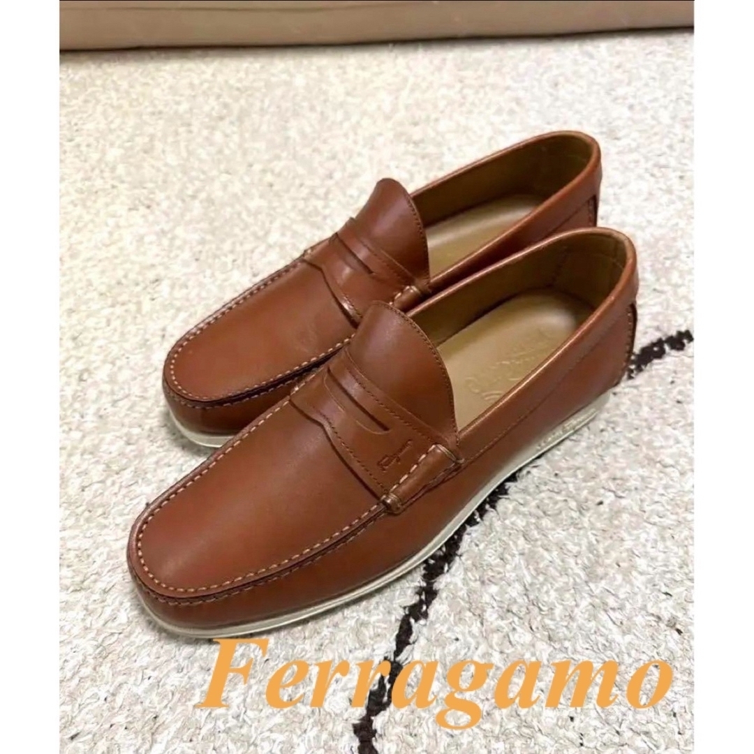Salvatore Ferragamo(サルヴァトーレフェラガモ)の✨極美品✨Ferragamoフェラガモ ローファー シューズ メンズの靴/シューズ(デッキシューズ)の商品写真
