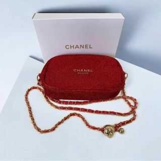 シャネル(CHANEL)のシャネル2020年ホリデー限定クリスマスノベルティチェーン付きポーチ赤箱付き(ポーチ)