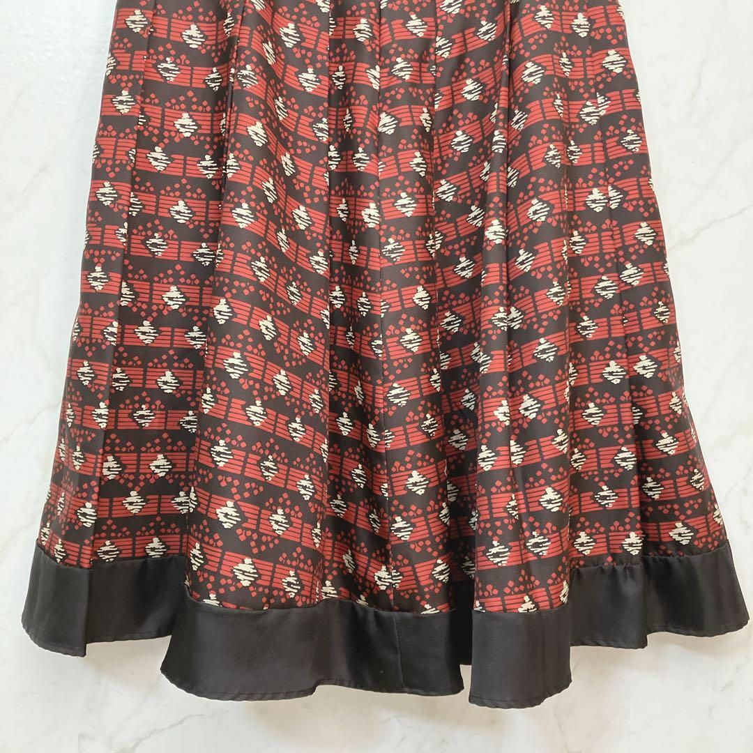 MK MICHEL KLEIN(エムケーミッシェルクラン)のMK MICHEL KLEIN エムケーミッシェルクラン 膝丈スカート(36) レディースのスカート(ひざ丈スカート)の商品写真