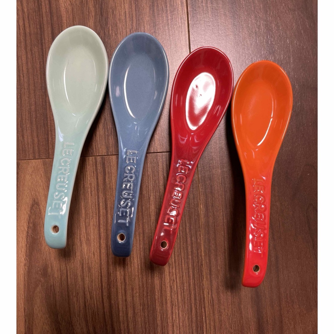 LE CREUSET(ルクルーゼ)のネオ・レンゲ (5本入り) レインボー インテリア/住まい/日用品のキッチン/食器(カトラリー/箸)の商品写真