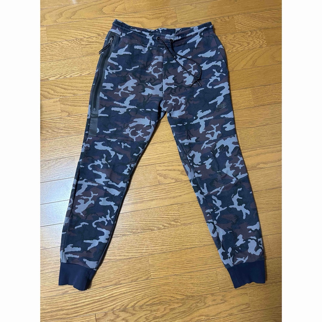 ナイキ　テックフリース　Lサイズ　camoその他