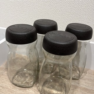 ネスカフェ(ネスカフェ)のネスカフェ　コーヒー　空き瓶　4本　まとめ売り(容器)