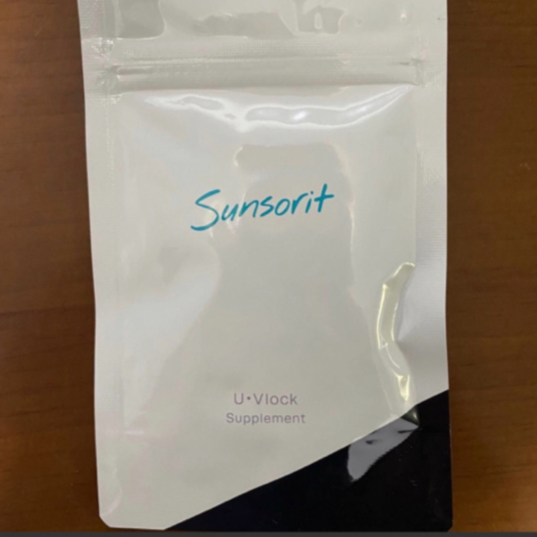 sunsorit(サンソリット)のnoir様専用【UVlock ユーブロック30粒】正規品　飲む日焼け止めe コスメ/美容のボディケア(日焼け止め/サンオイル)の商品写真