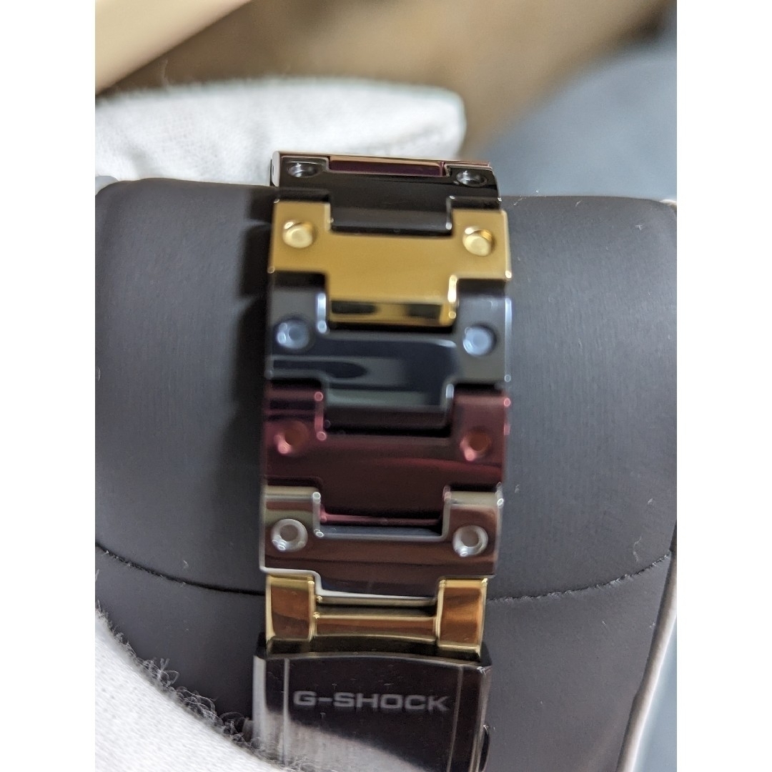 G-SHOCK(ジーショック)のG-SHOCK GMW-B5000TR-9JRフルメタル"美品" メンズの時計(腕時計(デジタル))の商品写真