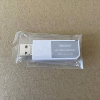 新品未使用 任天堂 16GB USBメモリー RVL-035 PC Wii (PC周辺機器)