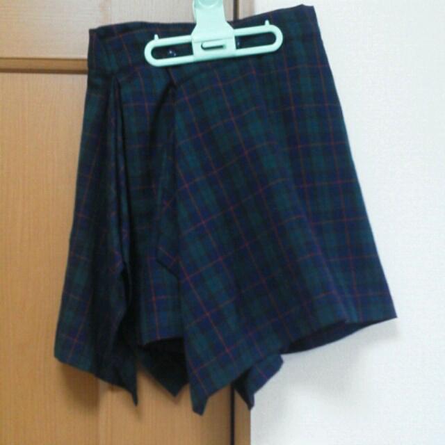 E hyphen world gallery(イーハイフンワールドギャラリー)の変形アシメチェックスカート♡ レディースのスカート(ひざ丈スカート)の商品写真