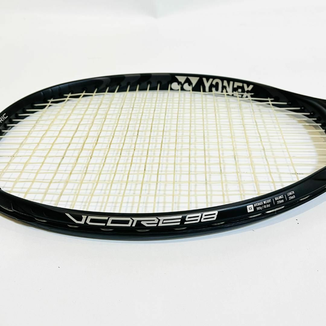 YONEX(ヨネックス)の【美品・限定色】YONEX vcore 98  ギャラクシーブラック G2 スポーツ/アウトドアのテニス(ラケット)の商品写真