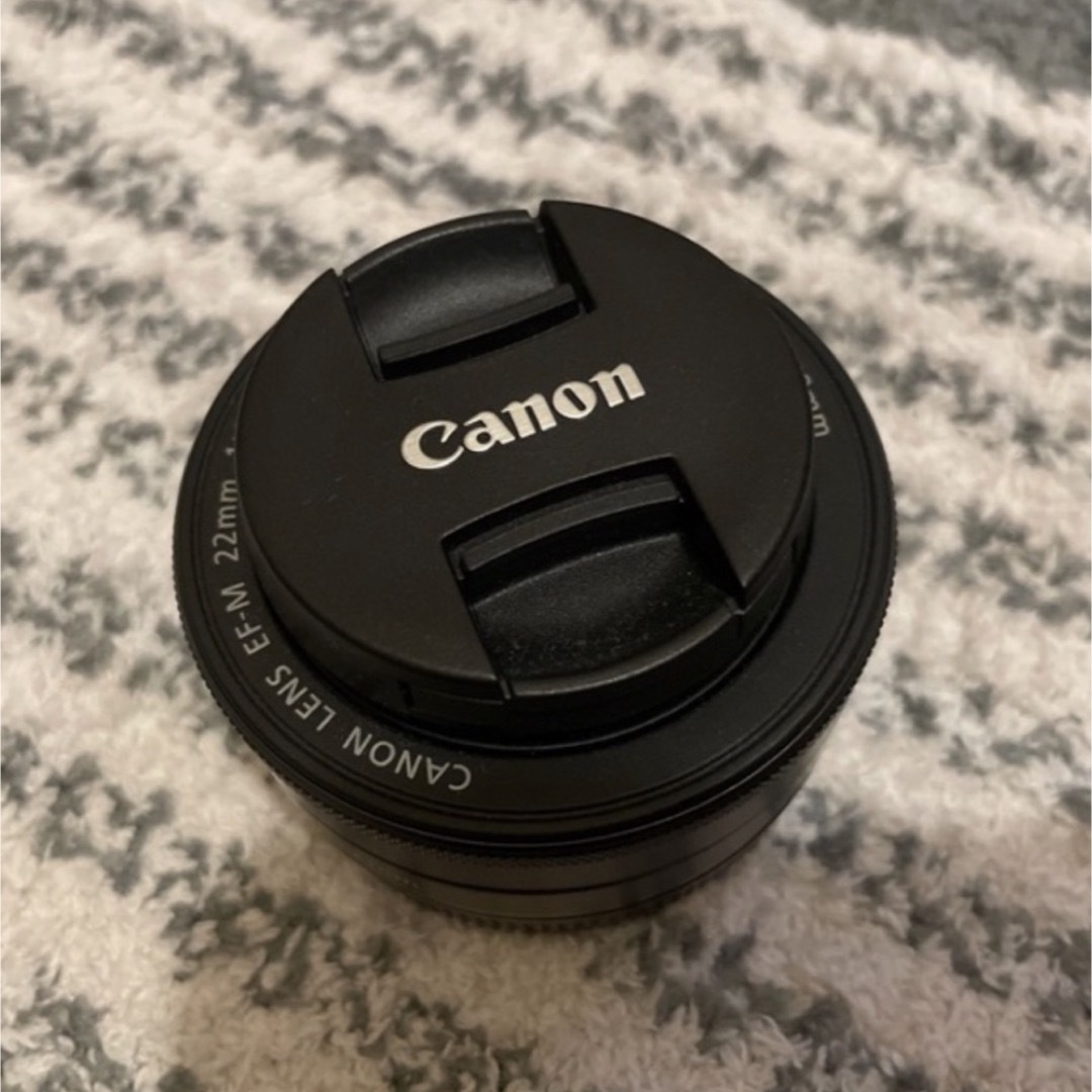 Canon(キヤノン)の【Canon】 EF 22mm 1:2 スマホ/家電/カメラのカメラ(レンズ(単焦点))の商品写真