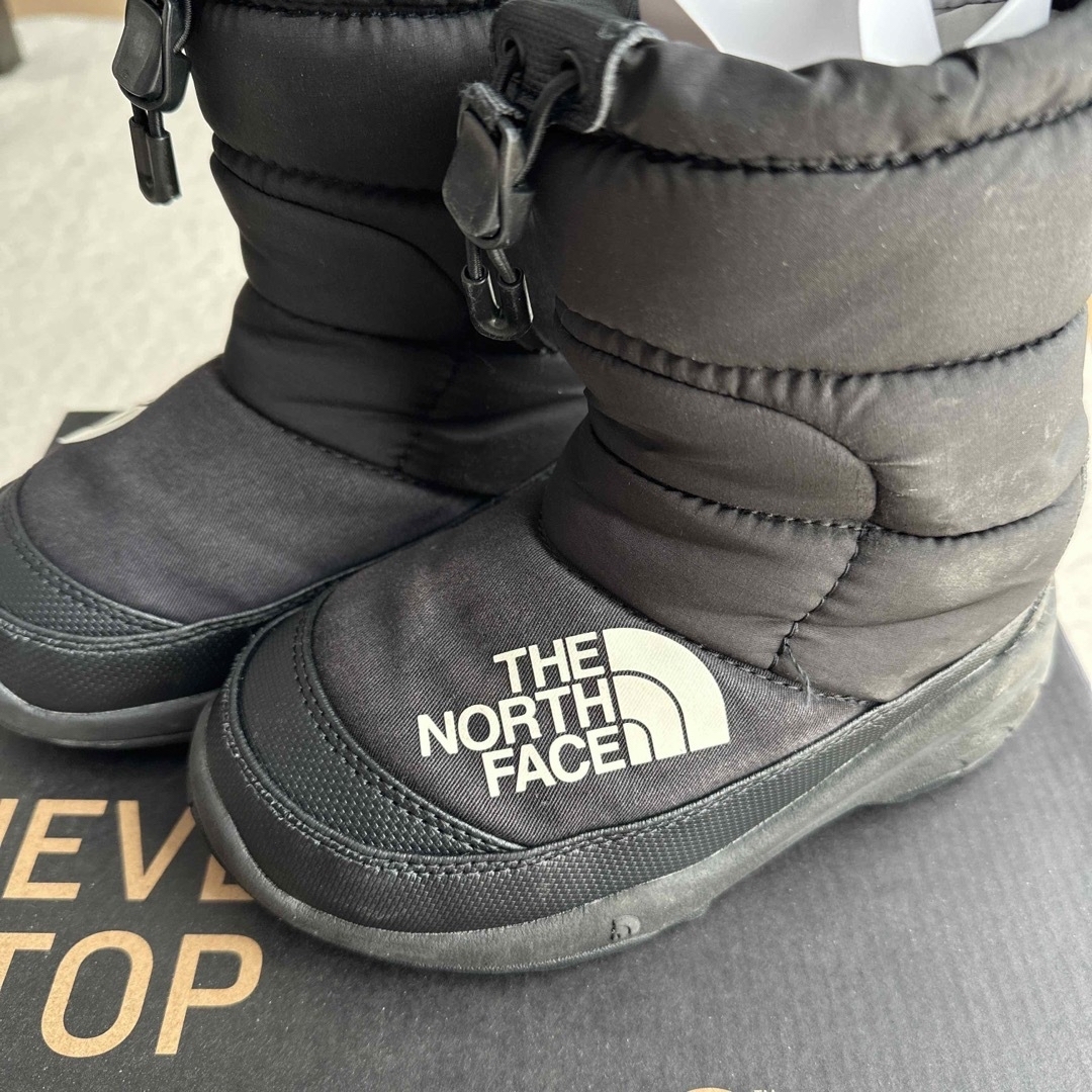 THE NORTH FACE(ザノースフェイス)のヌプシ　18cm キッズ/ベビー/マタニティのキッズ靴/シューズ(15cm~)(ブーツ)の商品写真